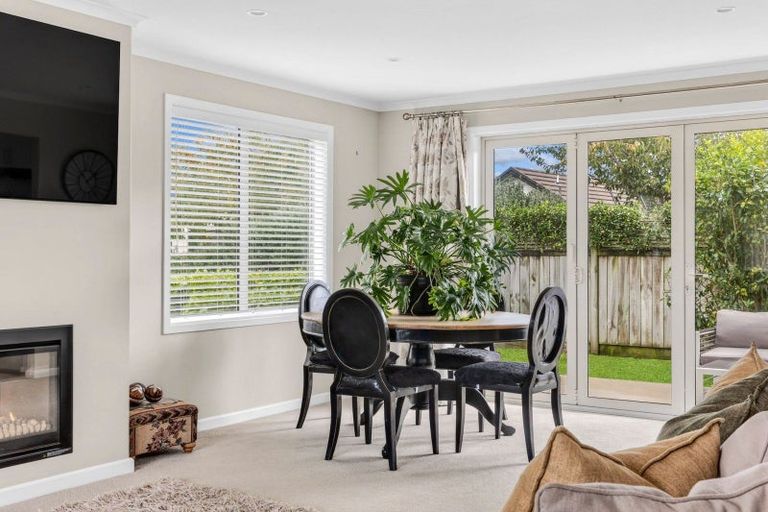 Photo of property in 5 Tucker Close, Leamington, Cambridge, 3432