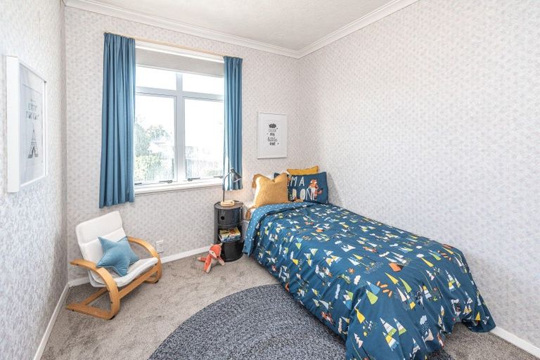 Photo of property in 14 Rawhiti Place, Saint Johns Hill, Whanganui, 4501