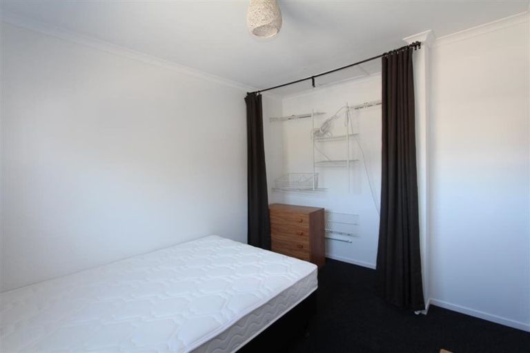 Photo of property in 28d Lorne Street, Melville, Hamilton, 3206