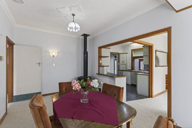 Photo of property in 5 Seddon Street, Westown, New Plymouth, 4310