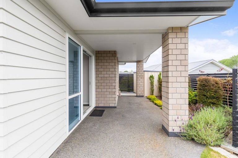 Photo of property in 2 Bastille Court, Rangatira Park, Taupo, 3330
