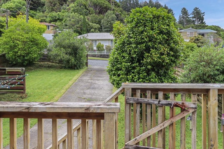 Photo of property in 15 James Grove, Stokes Valley, Lower Hutt, 5019