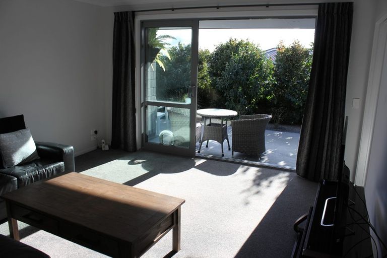 Photo of property in 210 Waikite Road, Welcome Bay, Tauranga, 3175