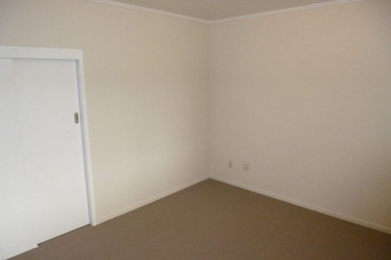 Photo of property in 3/1 Evelyn Place, Hillcrest, Auckland, 0627