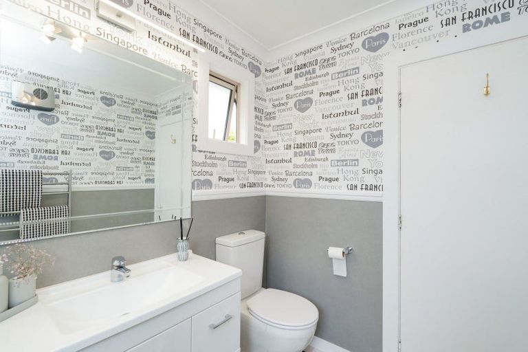 Photo of property in 18 Montrose Street, Gladstone, Invercargill, 9810