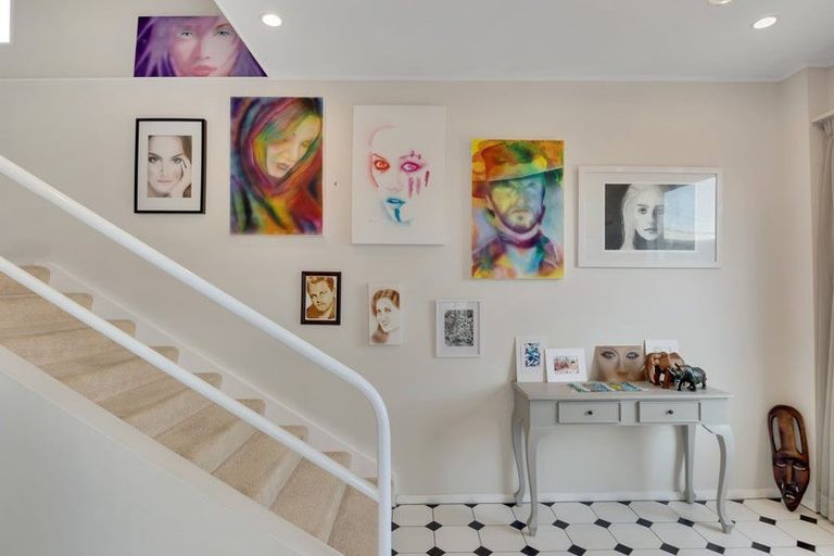 Photo of property in 6 Scott Street, Moturoa, New Plymouth, 4310