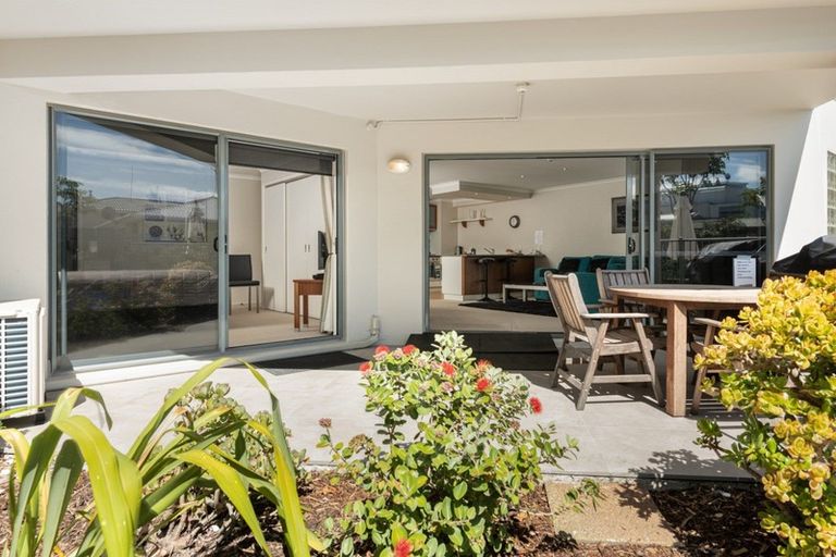 Photo of property in 102/178 Marine Parade, Mount Maunganui, 3116