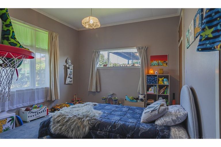 Photo of property in 54 Wilson Street, Geraldine, 7930