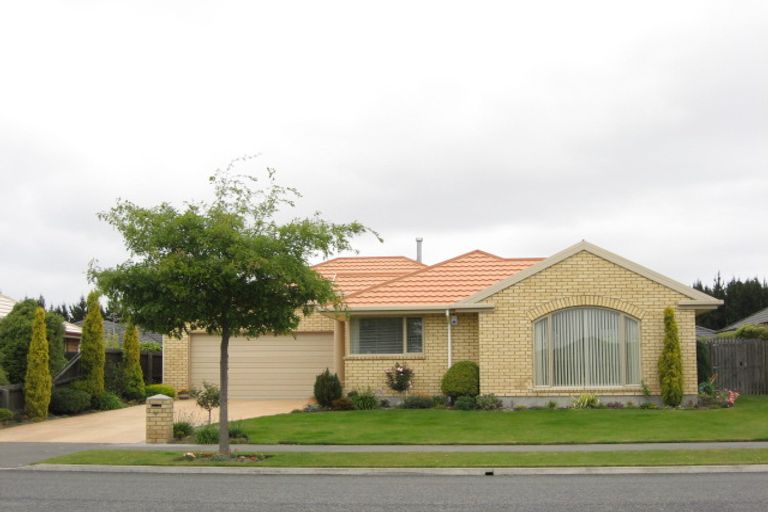 Photo of property in 21 Putake Drive, Parklands, Christchurch, 8083