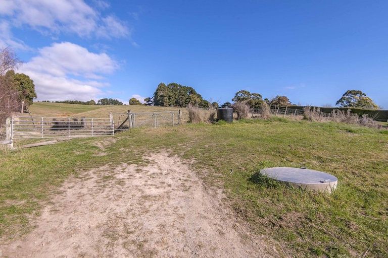 Photo of property in 306 Bayview Road, Diamond Harbour, 8972