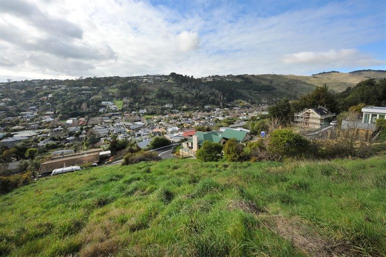 Photo of property in 16 Emerald Lane, Cashmere, Christchurch, 8022