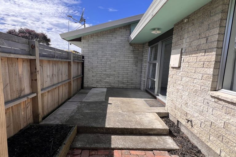 Photo of property in 3/19 Whitmore Street, Edgeware, Christchurch, 8013