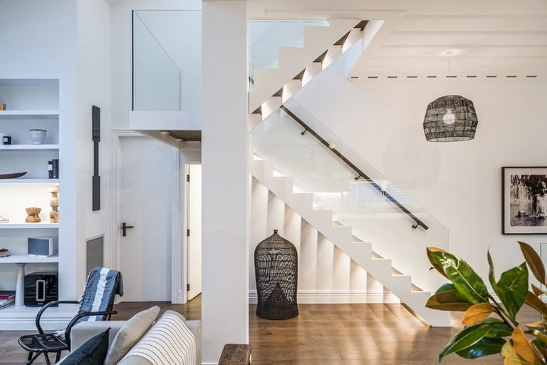 Photo of property in 8 Ring Terrace, Saint Marys Bay, Auckland, 1011