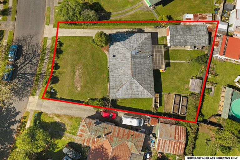 Photo of property in 2 Ettrick Place, Tokoroa, 3420