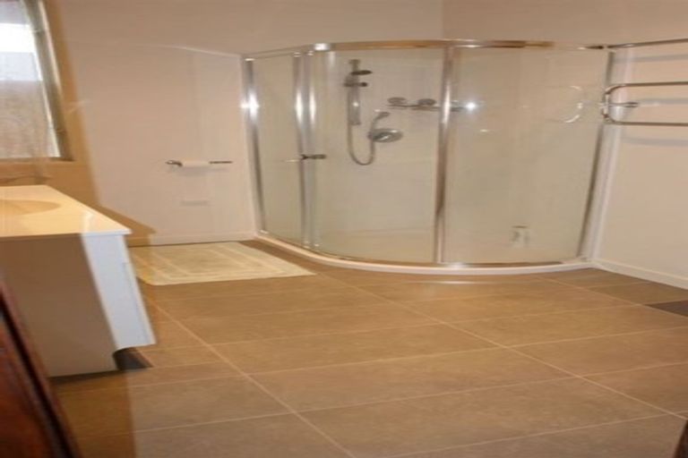 Photo of property in 15 Picton Avenue, Riccarton, Christchurch, 8011