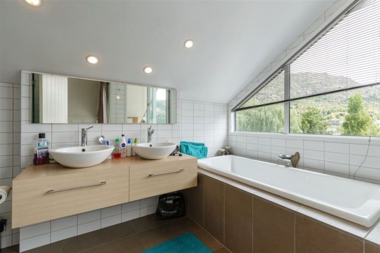 Photo of property in 12/8 Humphrey Street, Frankton, Queenstown, 9300