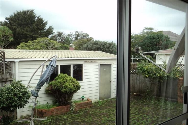 Photo of property in 1/2 Richard Avenue, Bucklands Beach, Auckland, 2014