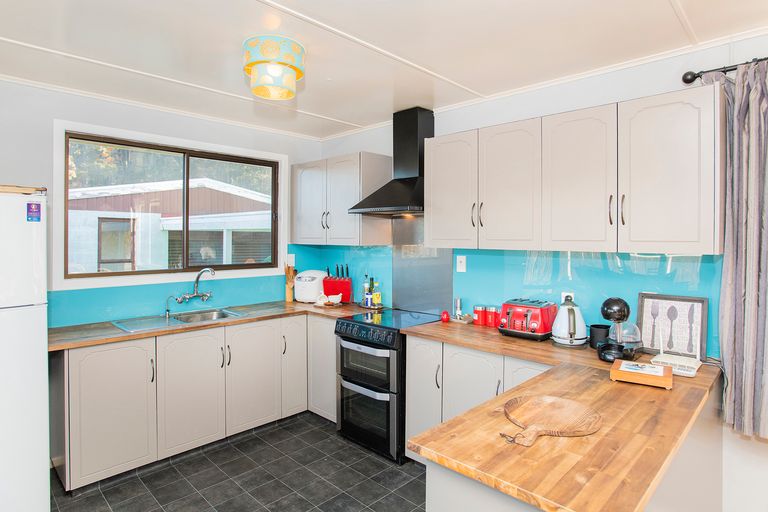 Photo of property in 84 Valley Road, Mangapapa, Gisborne, 4010