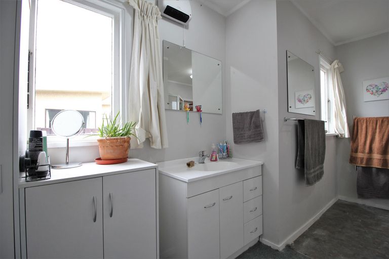 Photo of property in 65 Royal Terrace, Alexandra, 9320