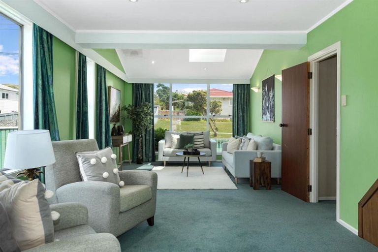 Photo of property in 63 Te Pene Avenue, Titahi Bay, Porirua, 5022