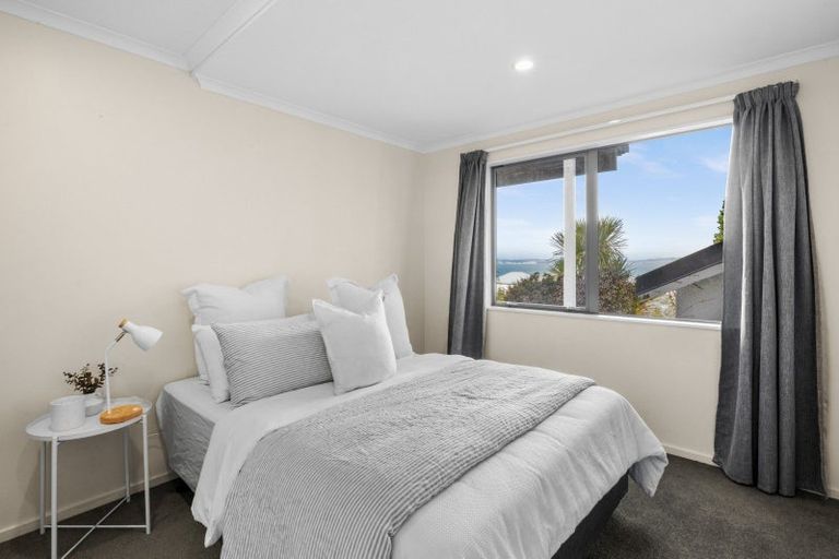 Photo of property in 16 Lighthouse Road, Bluff Hill, Napier, 4110