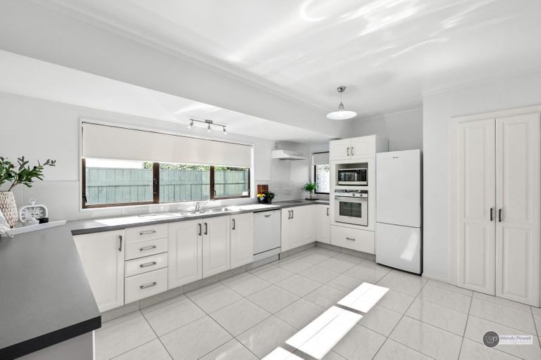 Photo of property in 19a Colin Grove, Hutt Central, Lower Hutt, 5010