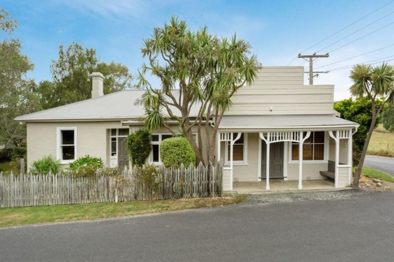 Photo of property in 205 Woodside Road, Woodside, Outram, 9073