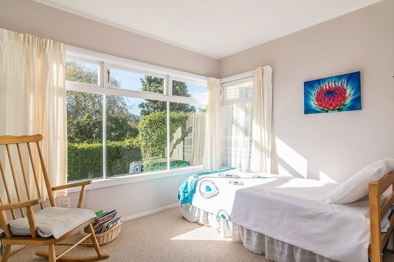 Photo of property in 32 Kiwi Road, Raumati Beach, Paraparaumu, 5032