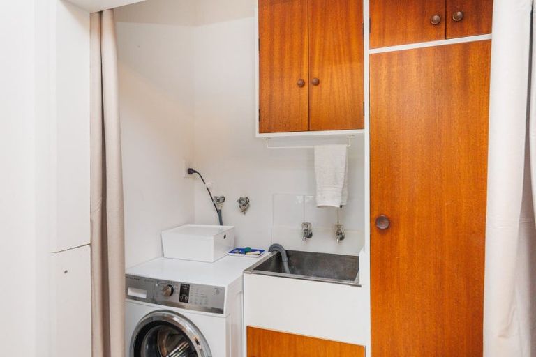 Photo of property in 42a Elmira Avenue, Hokowhitu, Palmerston North, 4410