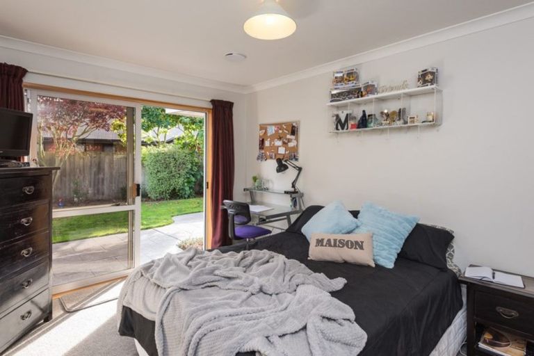 Photo of property in 12 Lexington Place, Shirley, Christchurch, 8061