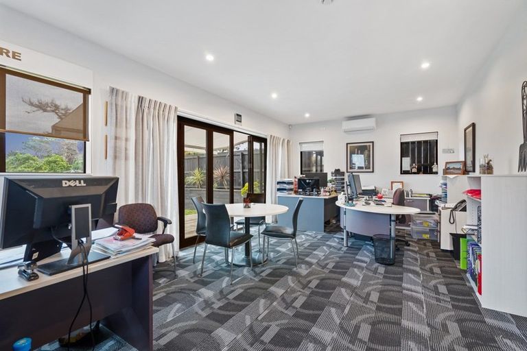 Photo of property in 41 Rawene Road, Birkenhead, Auckland, 0626