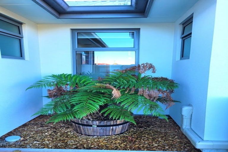 Photo of property in 27 Richard Pearse Drive, Temuka, 7920