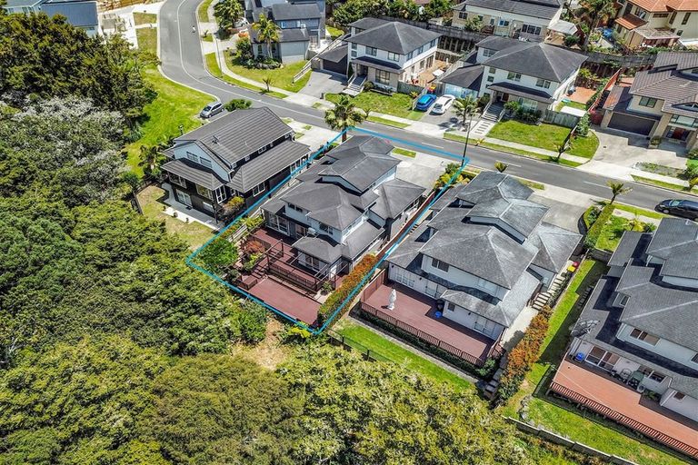 Photo of property in 7 Lucca Crescent, Flat Bush, Auckland, 2019