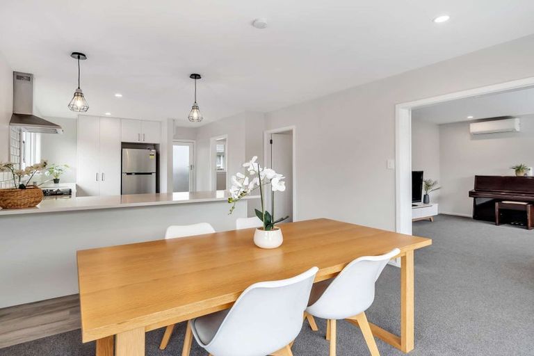 Photo of property in 23 Woodbury Street, Avonhead, Christchurch, 8042