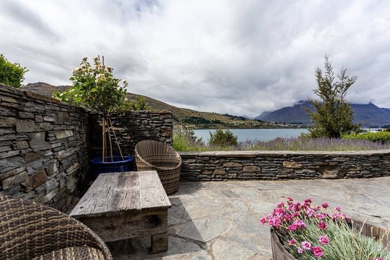 Photo of property in 3 De La Mare Place, Frankton, Queenstown, 9300