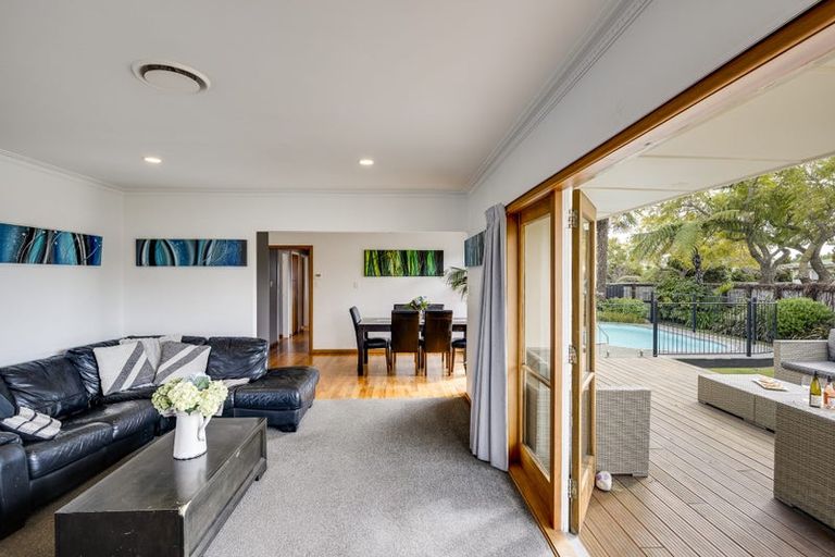 Photo of property in 2 Veronica Avenue, Marewa, Napier, 4110