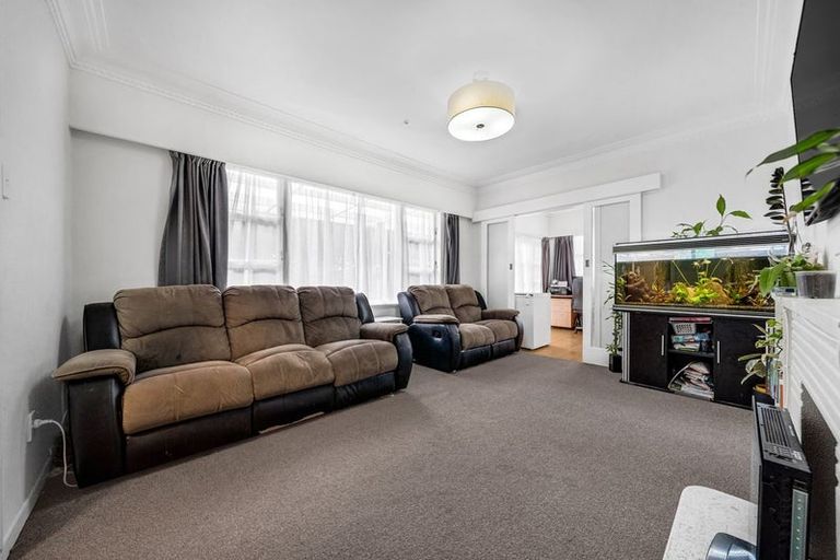 Photo of property in 162 Princes Street West, Pukekohe, 2120
