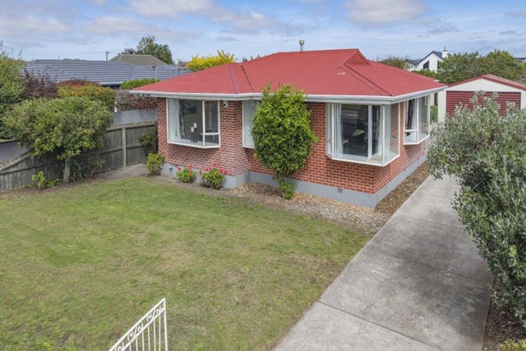 Photo of property in 351 Burwood Road, Burwood, Christchurch, 8083