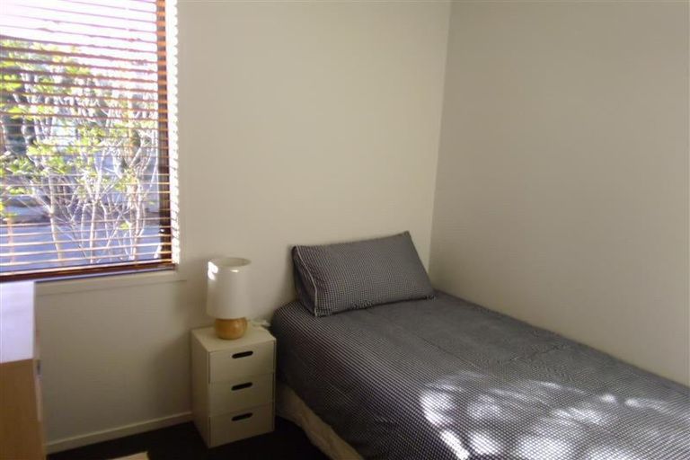 Photo of property in 9a-e Moulton Street, Moturoa, New Plymouth, 4310