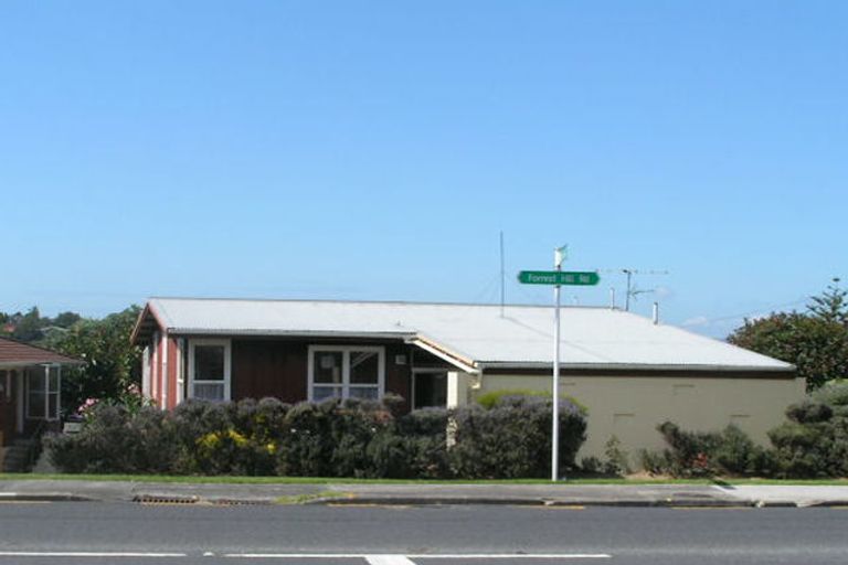 Photo of property in 165 Forrest Hill Road, Forrest Hill, Auckland, 0620