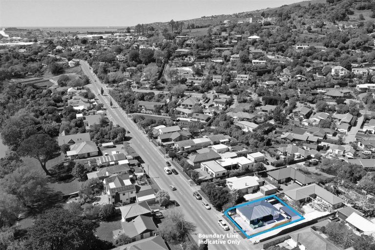 Photo of property in 1/262a Centaurus Road, Hillsborough, Christchurch, 8022