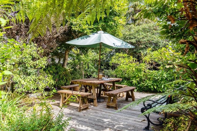 Photo of property in 10 Rata Street, Waikanae, 5036