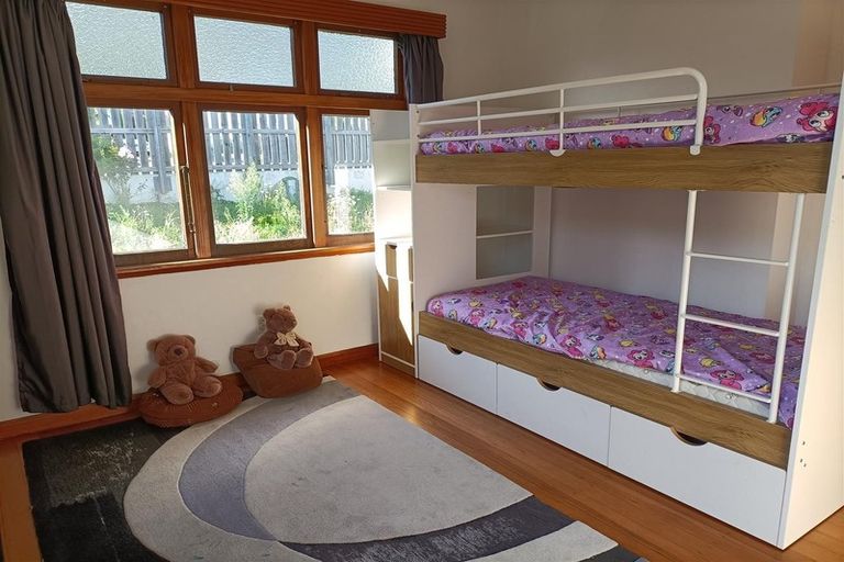 Photo of property in 114 Waimea Road, Nelson South, Nelson, 7010