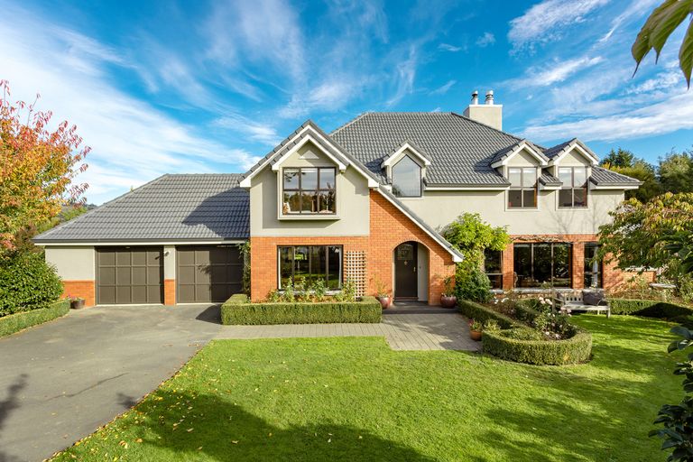 Photo of property in 16 Glenbrook Drive, Mosgiel, 9024