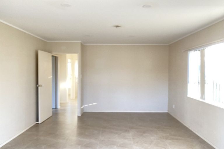 Photo of property in 1/13 Landscape Road, Papatoetoe, Auckland, 2025