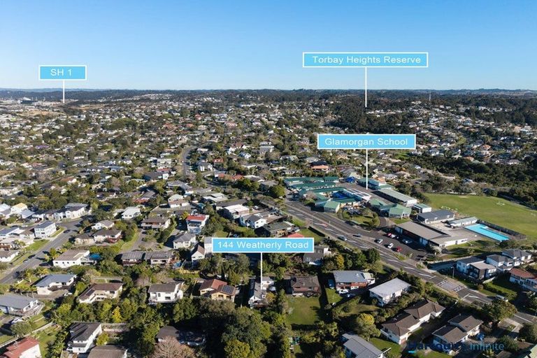 Photo of property in 144 Weatherly Road, Torbay, Auckland, 0630