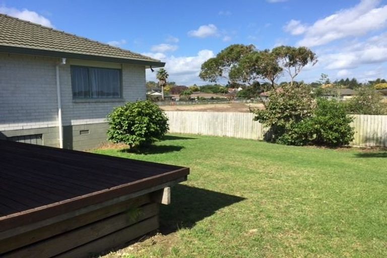 Photo of property in 12 Keywella Drive, Conifer Grove, Takanini, 2112