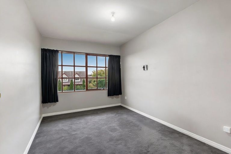Photo of property in 159 Royal Park Drive, Parklands, Christchurch, 8083