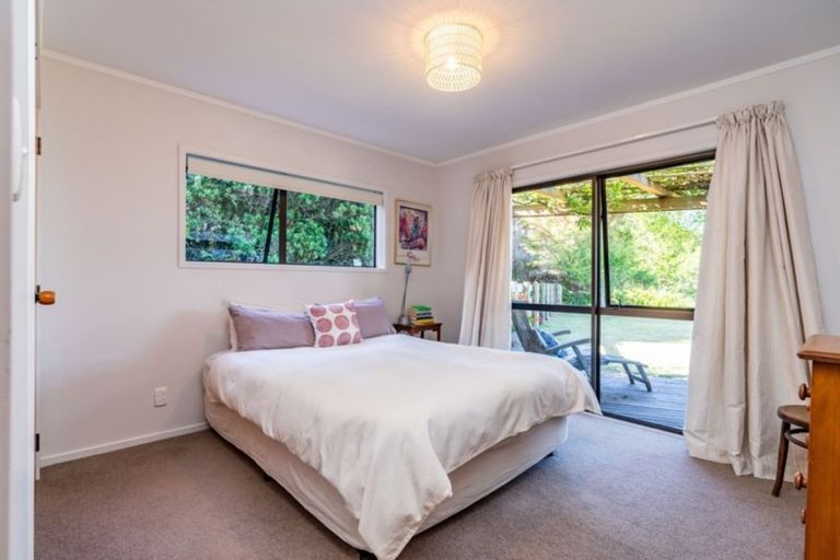 Photo of property in 28a Old Waipu Road, Mangawhai, 0505