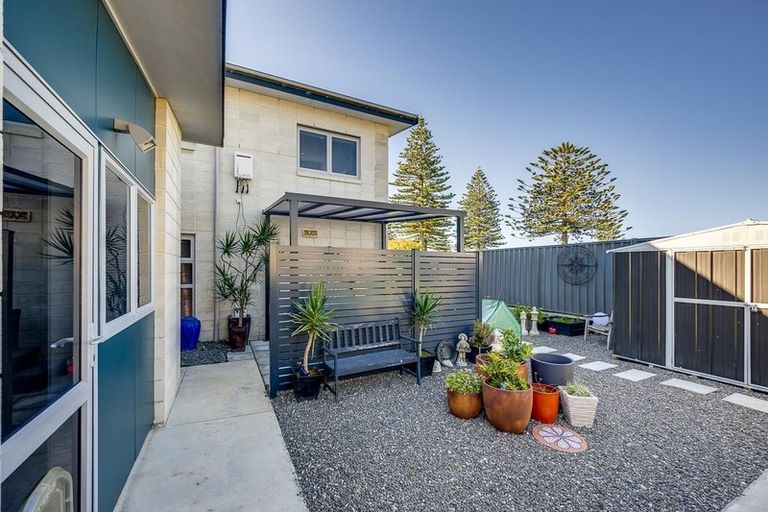 Photo of property in 84a Te Awa Avenue, Te Awa, Napier, 4110